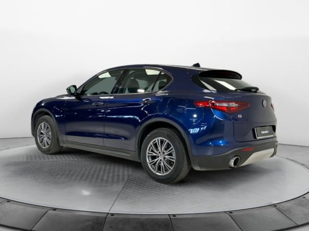 Alfa Romeo Stelvio usata a Modena (18)