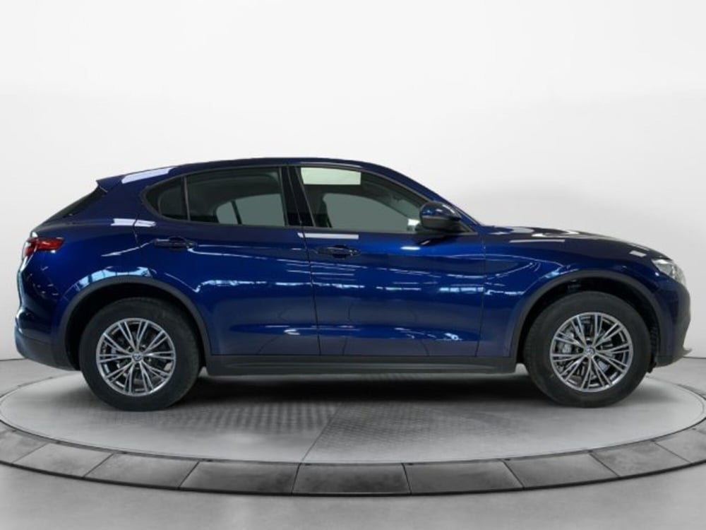 Alfa Romeo Stelvio usata a Modena (4)