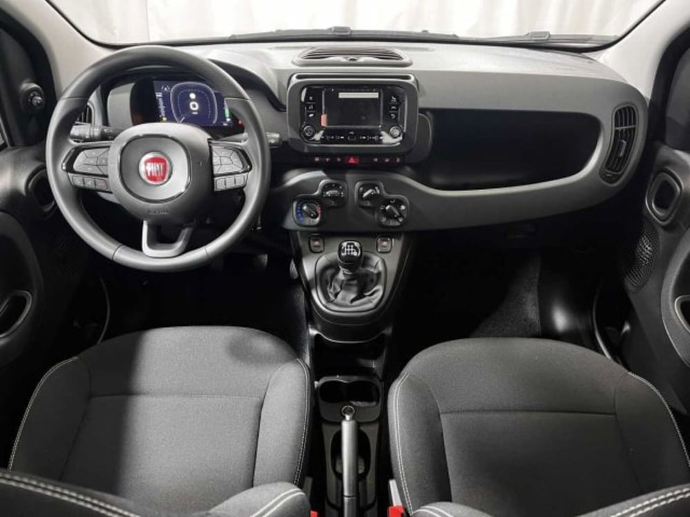 Fiat Panda nuova a Sondrio (12)