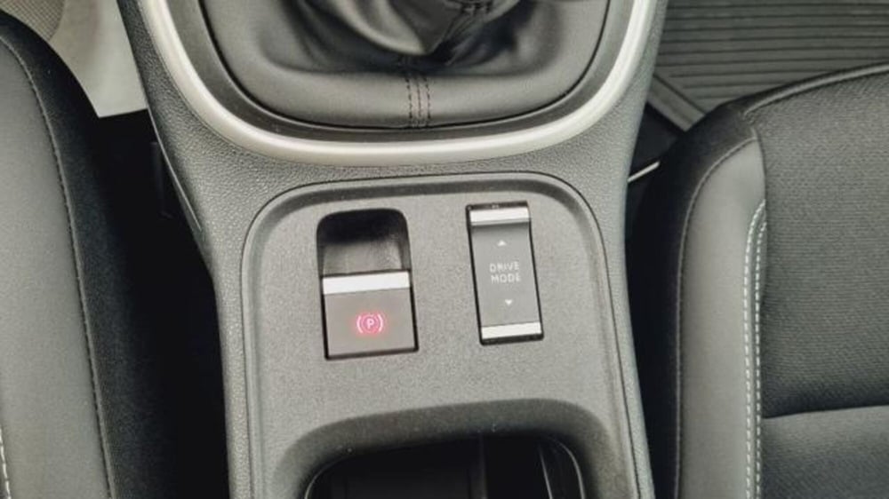Jeep Avenger usata a Savona (15)