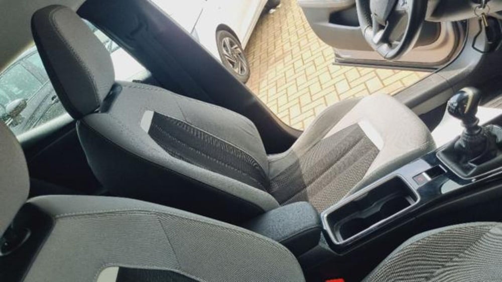 Opel Mokka usata a Savona (18)