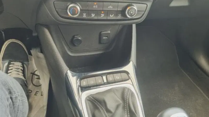 Opel Crossland usata a Savona (7)