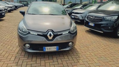 Renault Clio TCe 12V 90 CV Start&amp;Stop 5 porte Energy Duel del 2015 usata a Savona