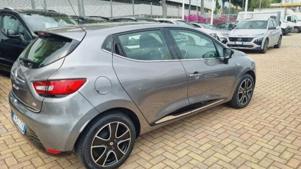 Renault Clio usata a Savona (13)