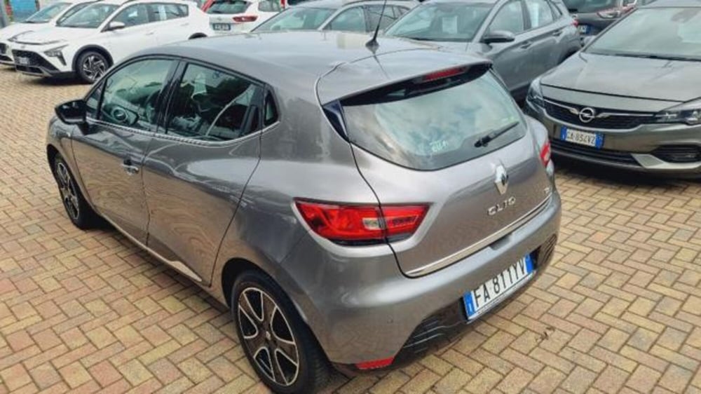 Renault Clio usata a Savona (17)