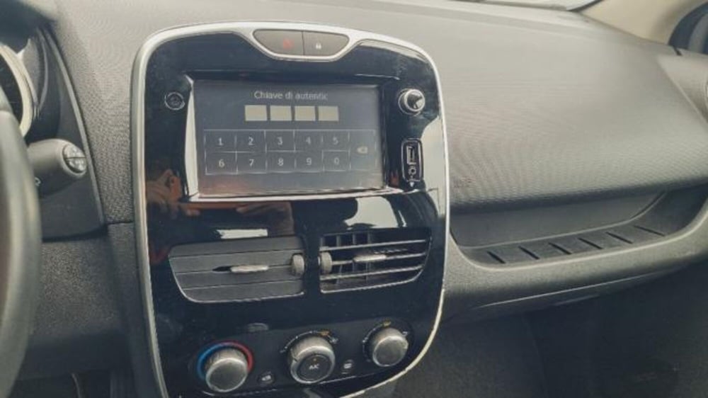 Renault Clio usata a Savona (6)
