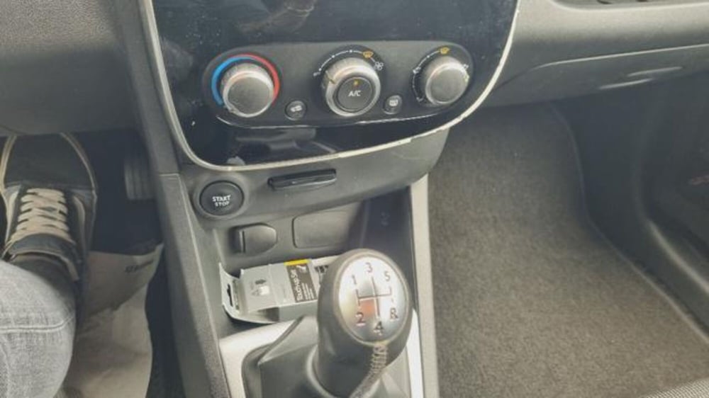 Renault Clio usata a Savona (7)