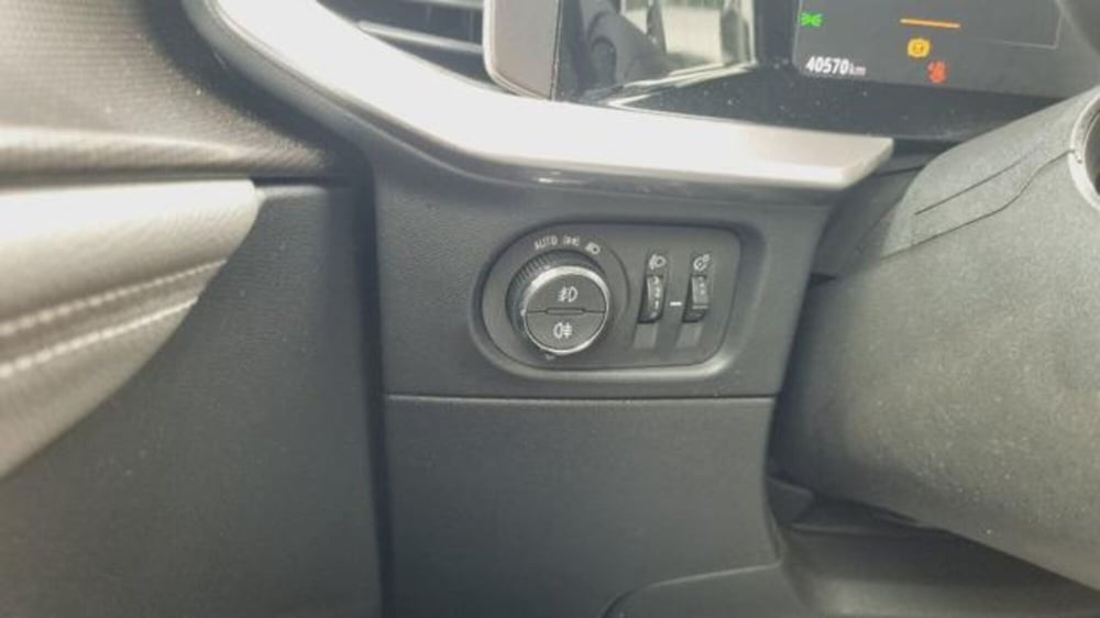 Opel Mokka usata a Savona (13)