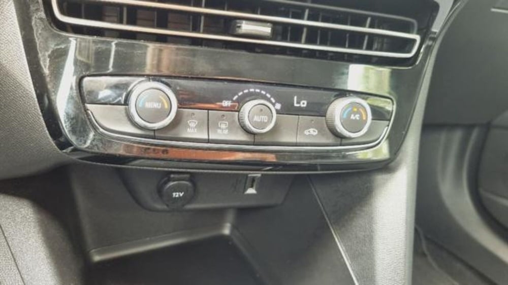 Opel Mokka usata a Savona (15)
