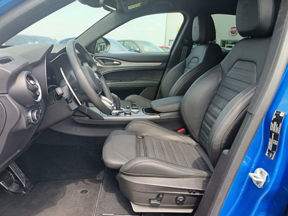 Alfa Romeo Stelvio usata a Alessandria (14)
