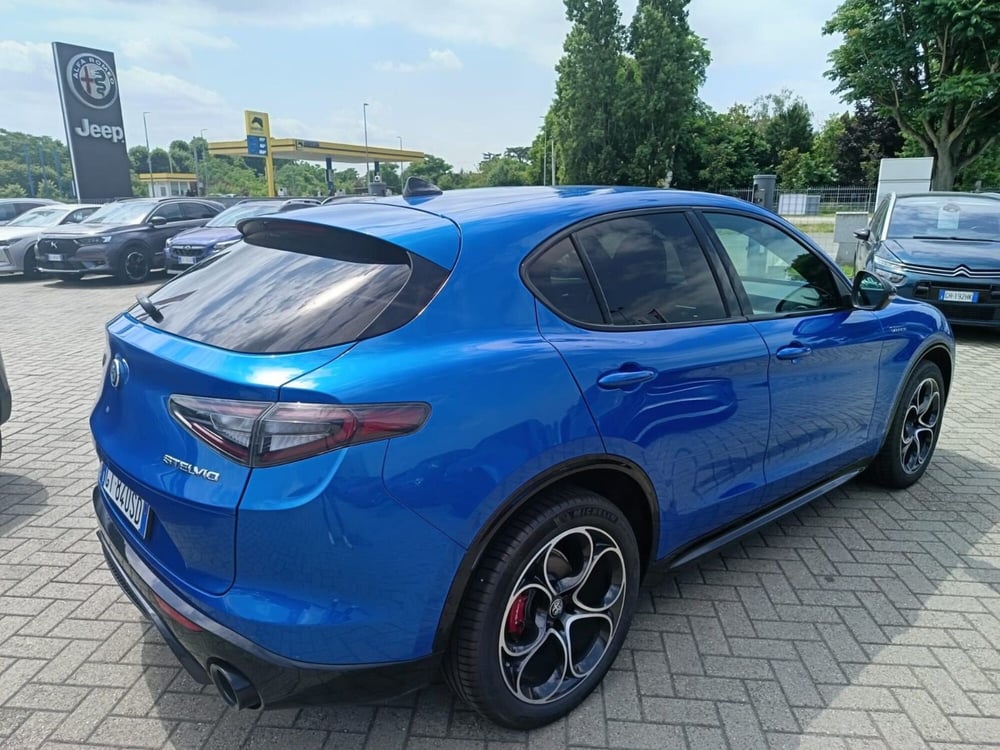 Alfa Romeo Stelvio usata a Alessandria (5)