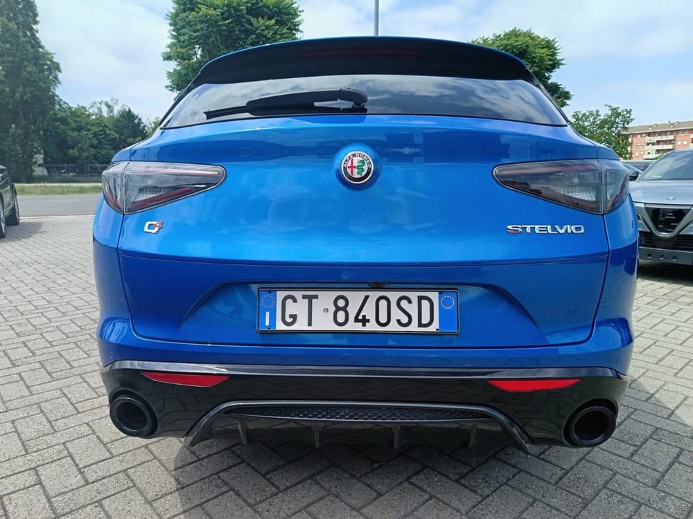 Alfa Romeo Stelvio usata a Alessandria (6)