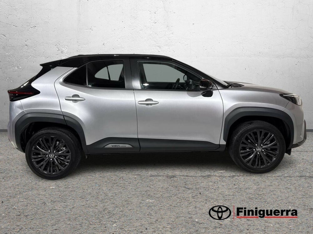 Toyota Yaris Cross usata a Lecco (6)