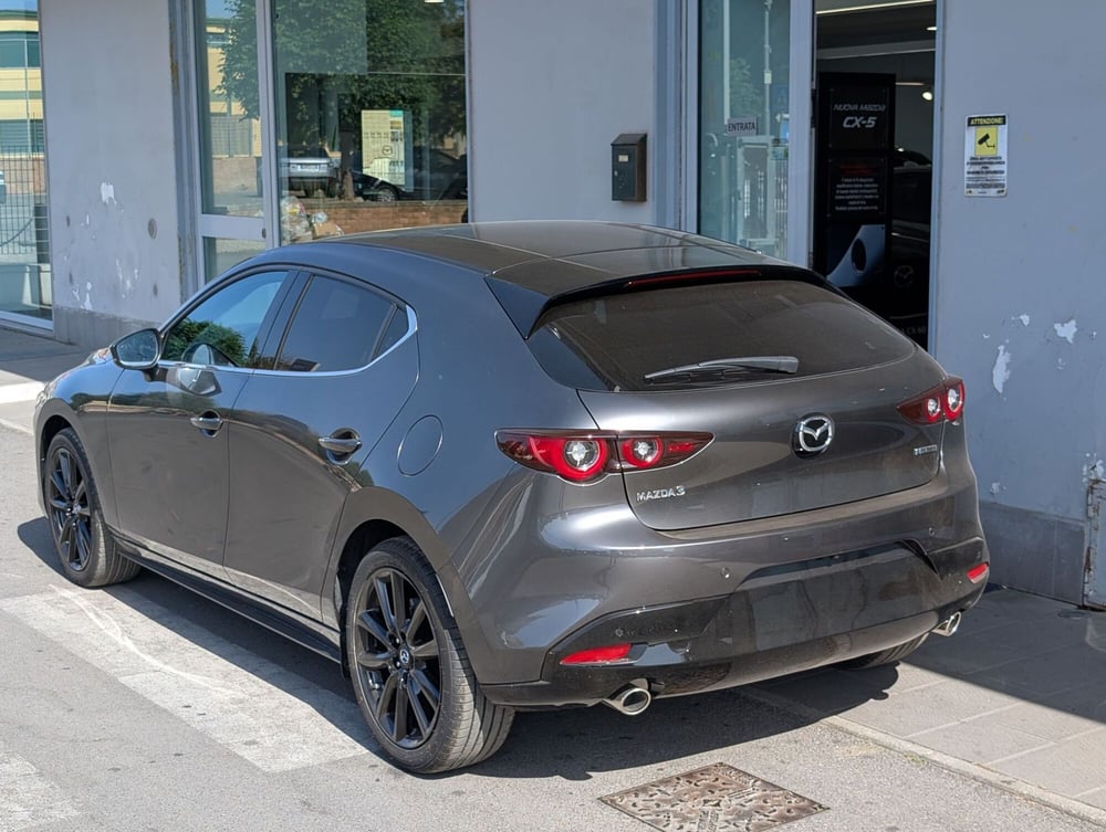 Mazda Mazda3 Hatchback nuova a Napoli (7)