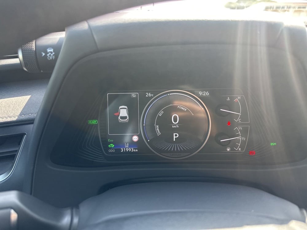 Lexus UX usata a Siracusa (11)