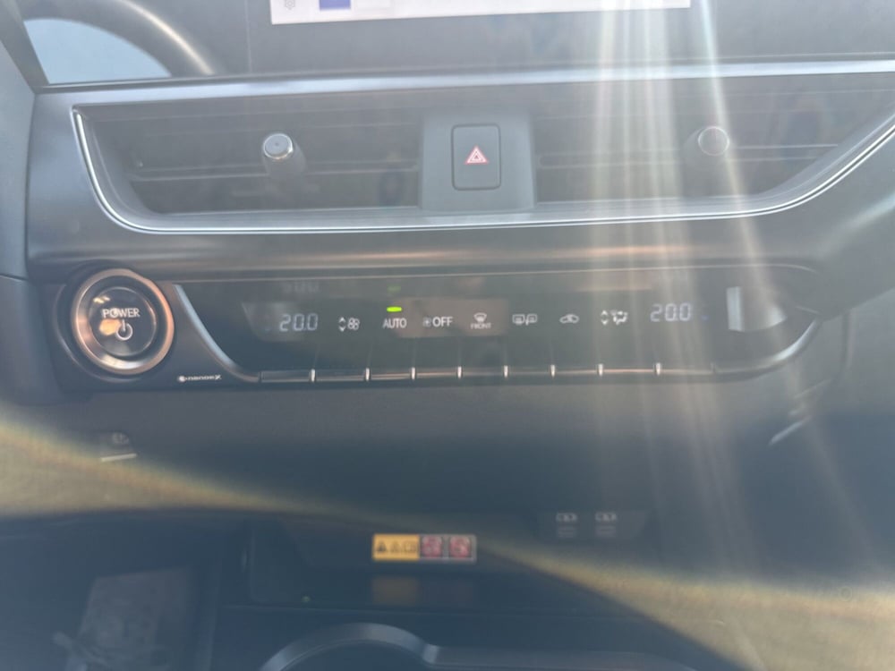 Lexus UX usata a Siracusa (14)