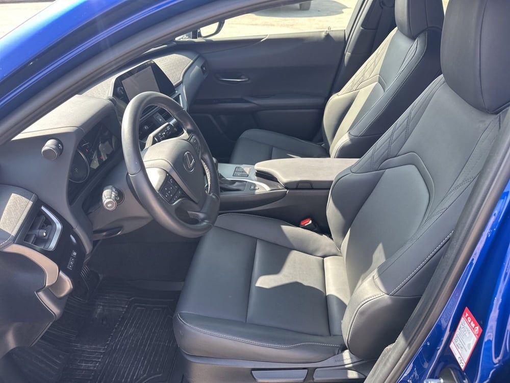 Lexus UX usata a Siracusa (8)