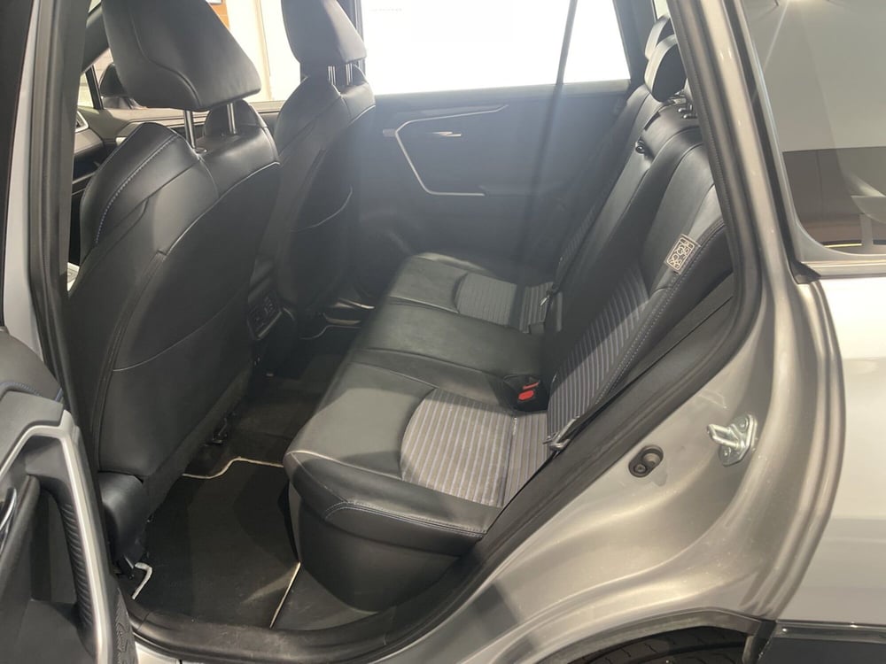 Toyota Rav4 usata a Catania (8)