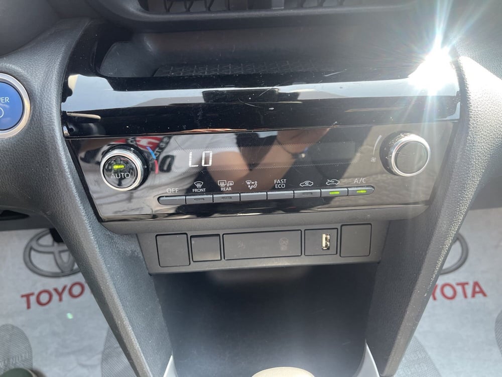 Toyota Yaris Cross usata a Ragusa (15)