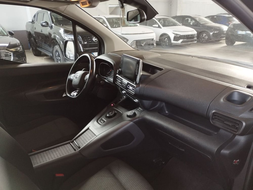 Toyota Proace City Verso usata a Cremona (7)