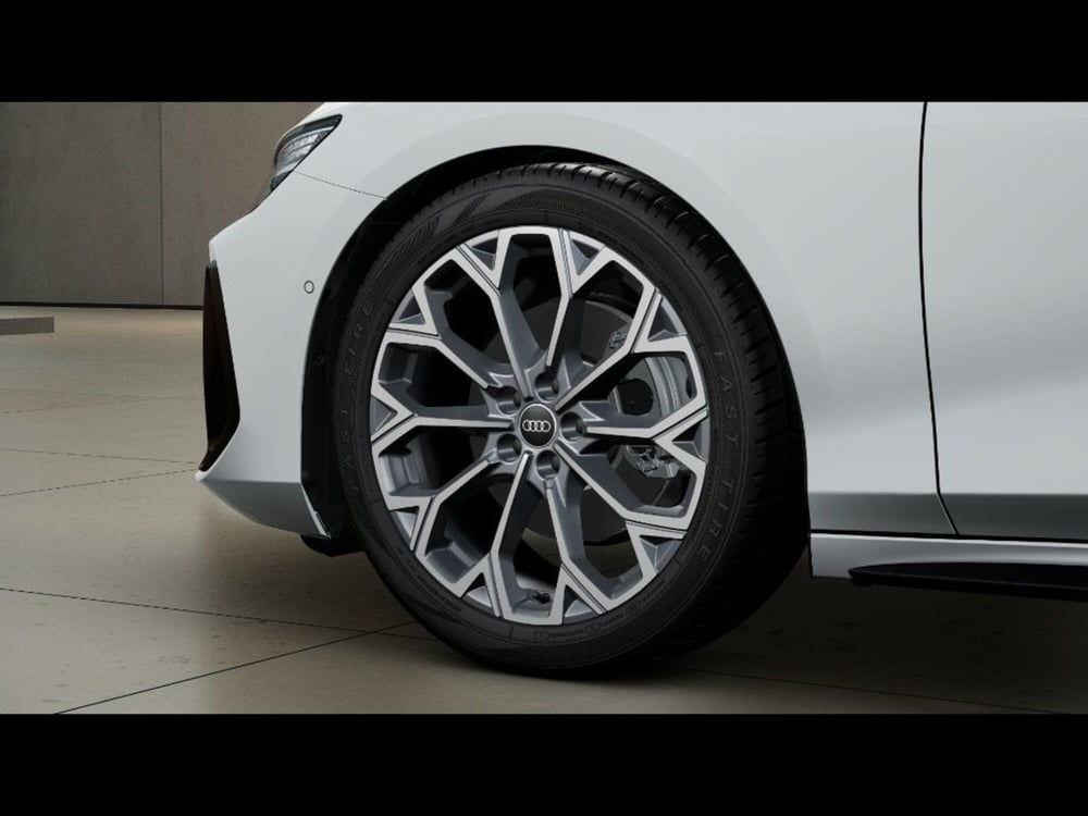 Audi A6 Avant e-Tron nuova a Livorno (6)