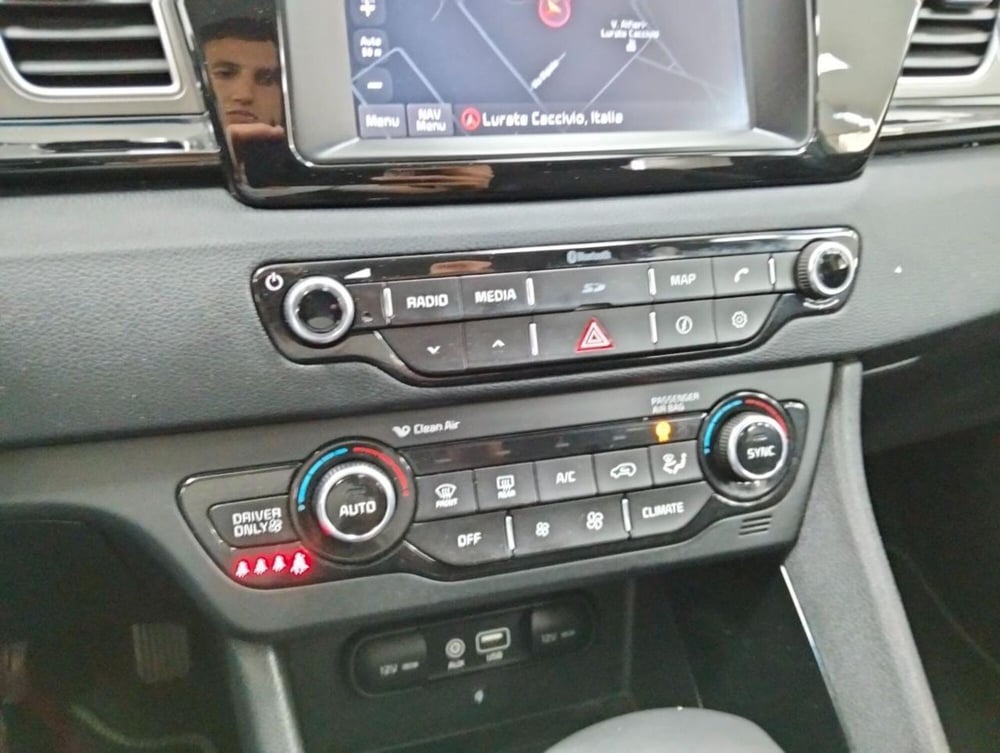 Kia Niro usata a Como (16)