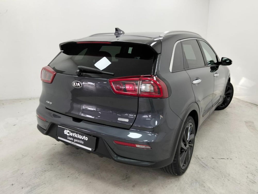 Kia Niro usata a Como (2)