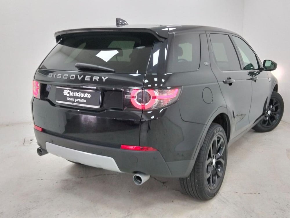 Land Rover Discovery Sport usata a Como (2)