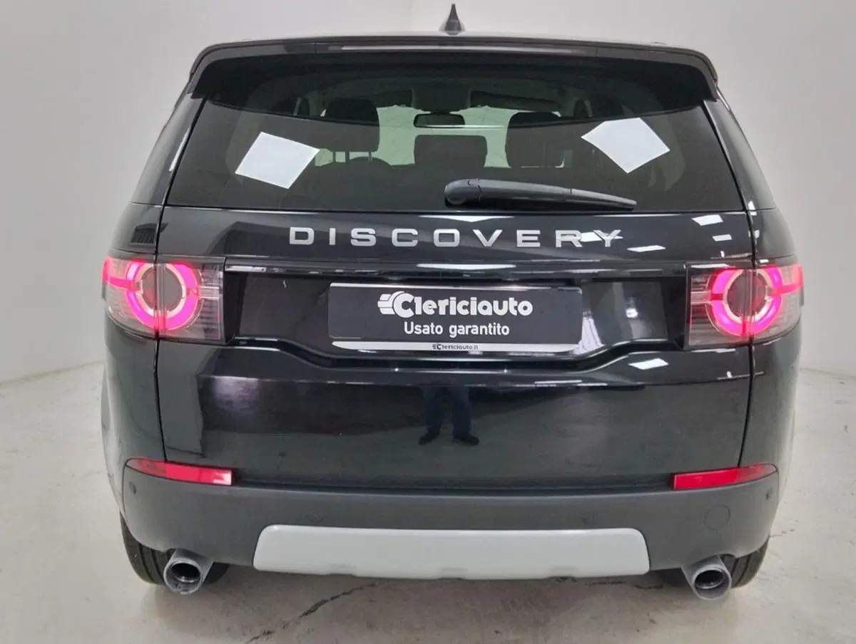 Land Rover Discovery Sport usata a Como (7)