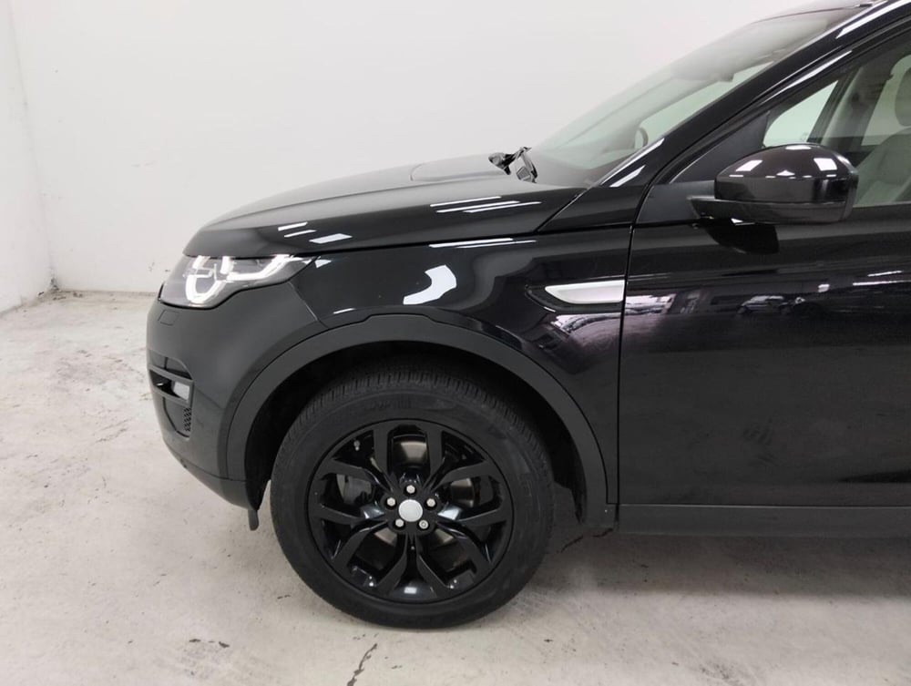 Land Rover Discovery Sport usata a Como (9)