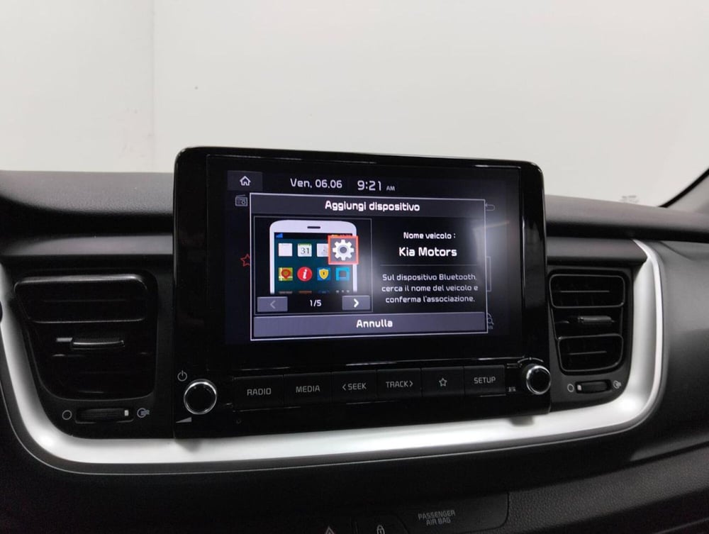 Kia Stonic usata a Como (14)