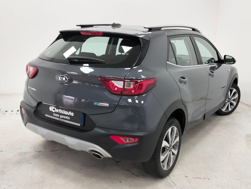 Kia Stonic usata a Como (2)