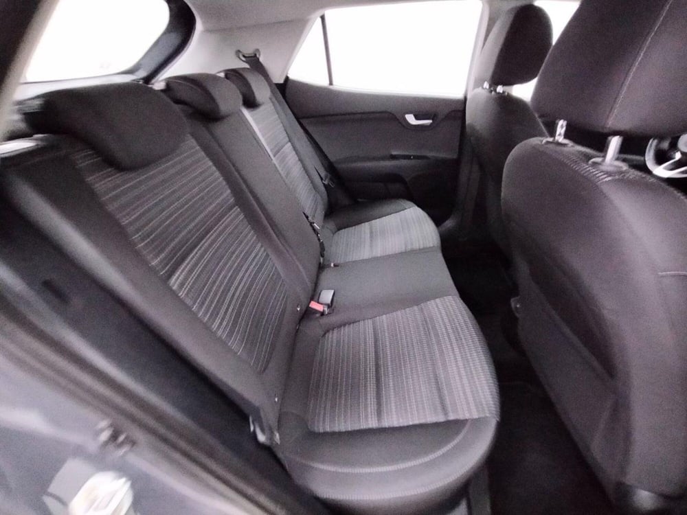 Kia Stonic usata a Como (5)