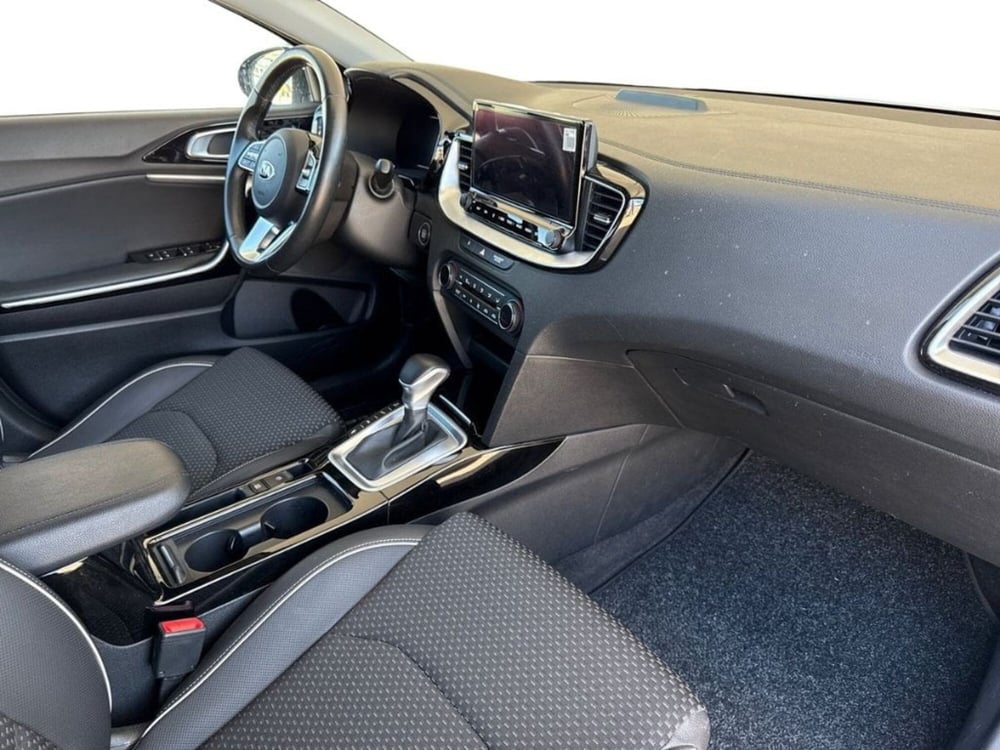 Kia XCeed usata a Lecce (9)