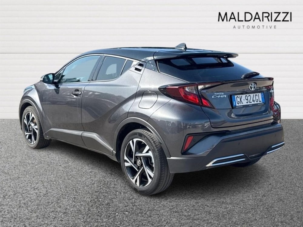 Toyota Toyota C-HR usata a Lecce (4)