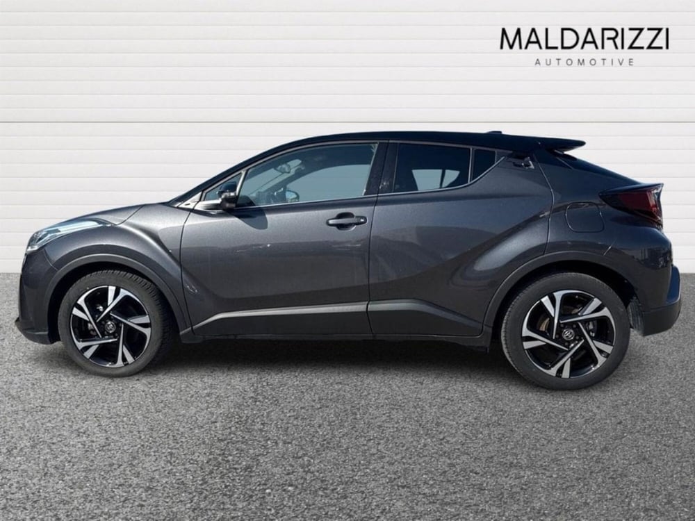Toyota Toyota C-HR usata a Lecce (5)
