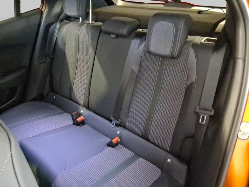 Peugeot 2008 usata a Genova (10)