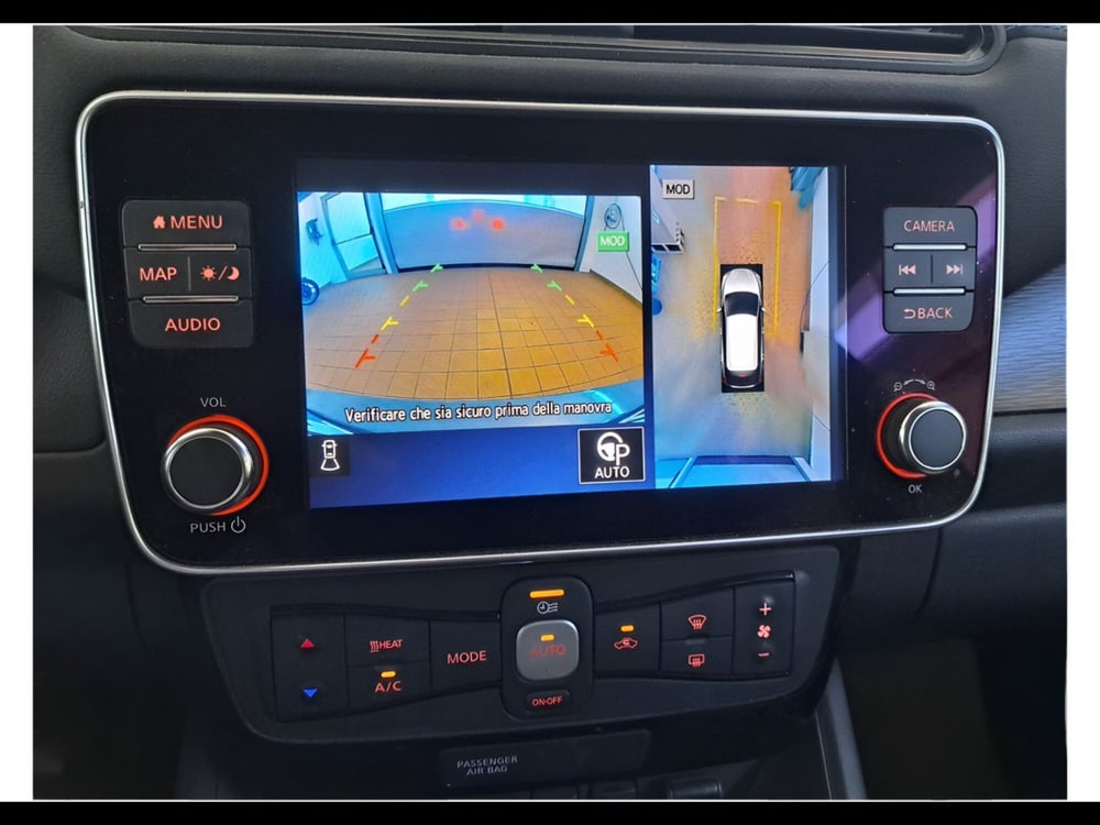 Nissan Leaf usata a Siena (13)