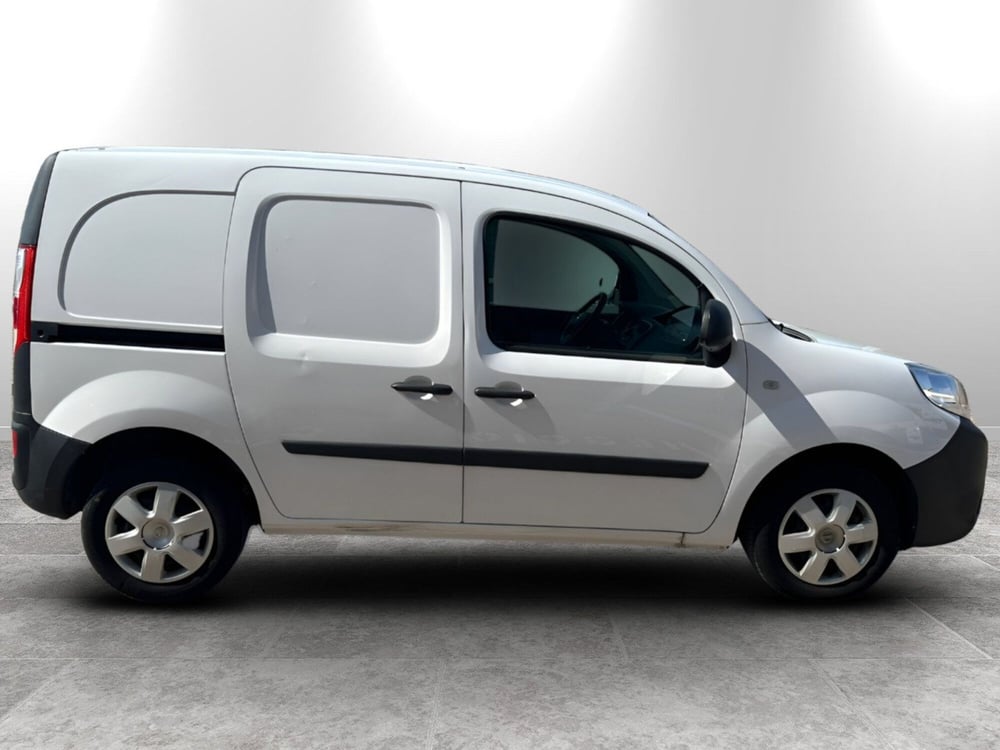 Nissan NV250 usata a Siena (3)