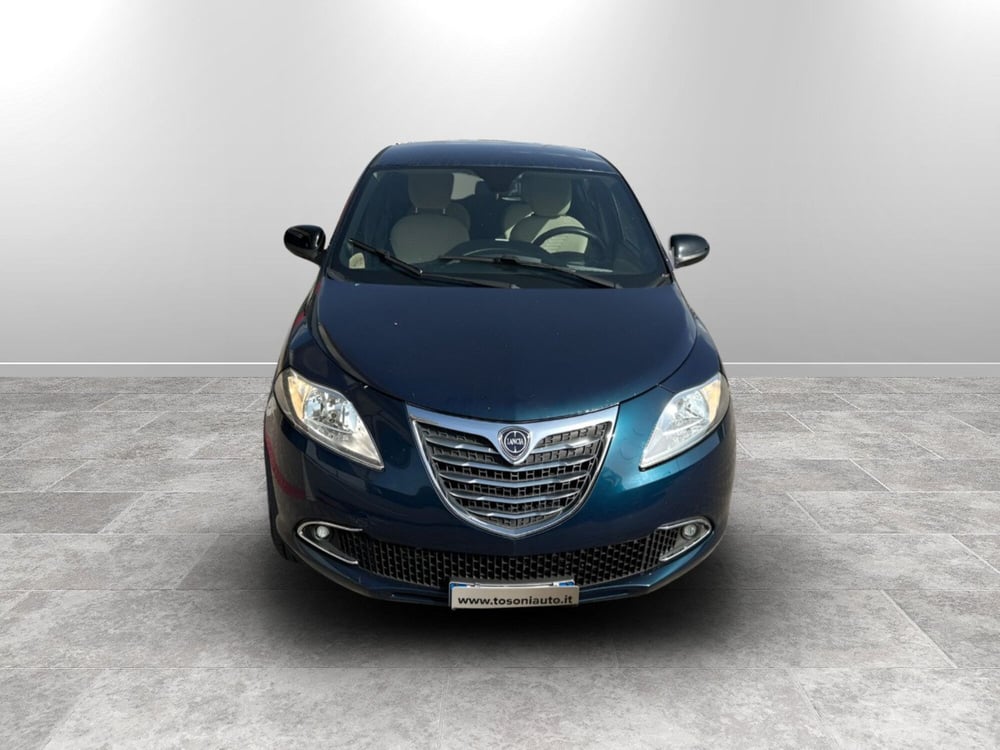 Lancia Ypsilon usata a Siena (2)