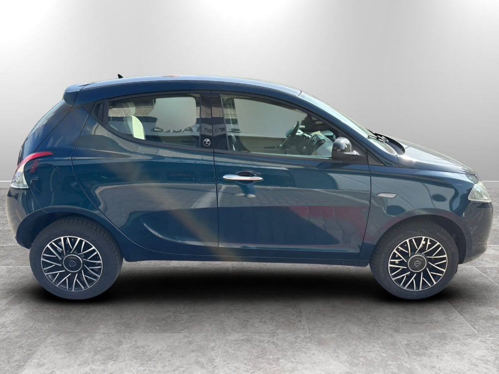 Lancia Ypsilon usata a Siena (3)