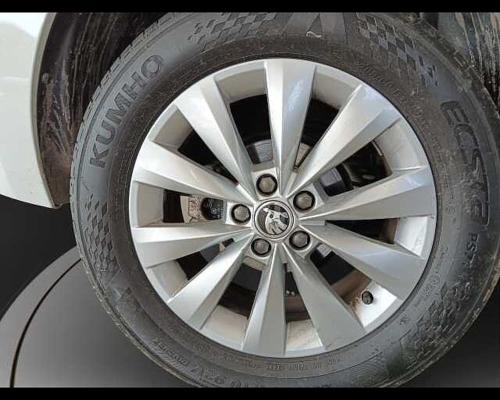 Skoda Kamiq usata a Roma (12)