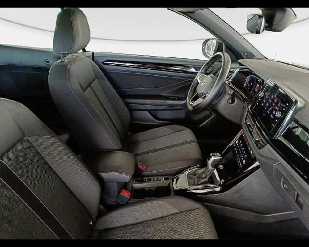 Volkswagen T-Roc Cabrio usata a Roma (8)