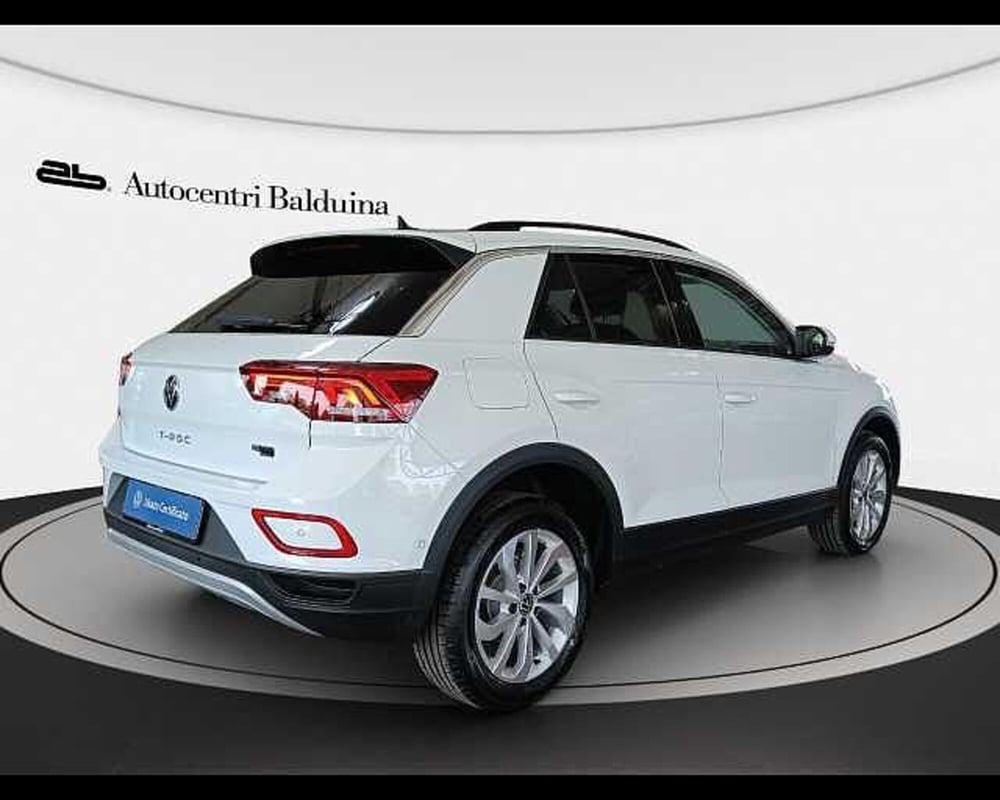 Volkswagen T-Roc nuova a Roma (4)