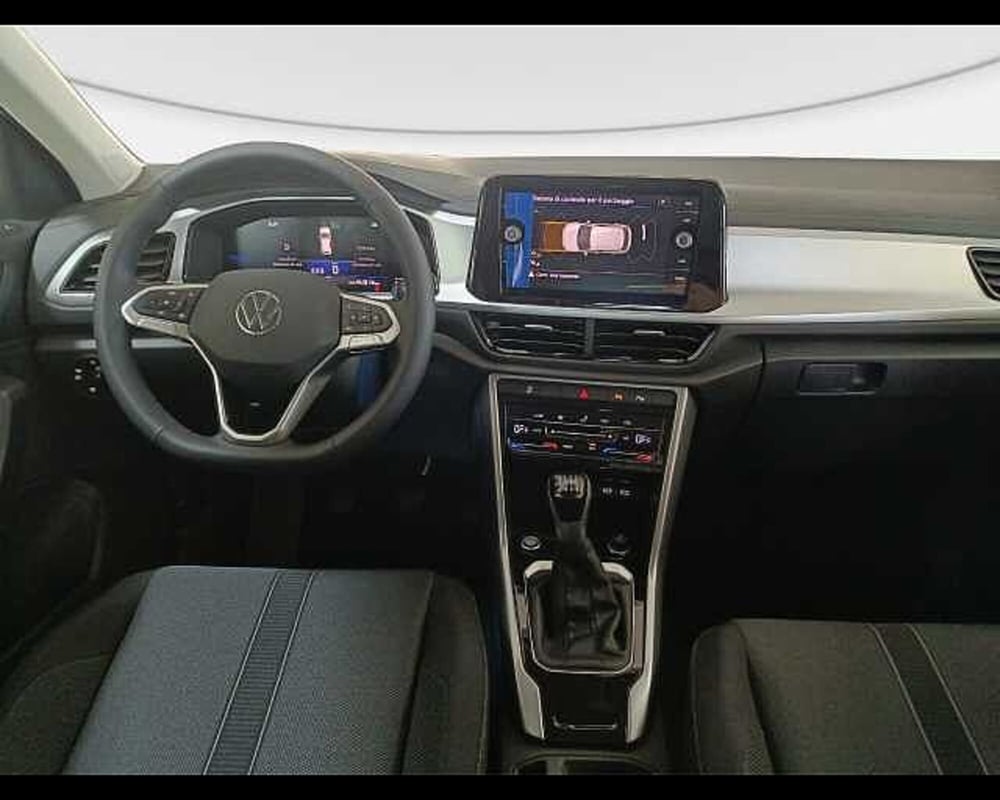 Volkswagen T-Roc nuova a Roma (6)