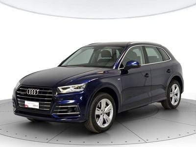 Audi Q5 Sportback 55 2.0 tfsi e Identity Black quattro s-tronic del 2020 usata a Asti