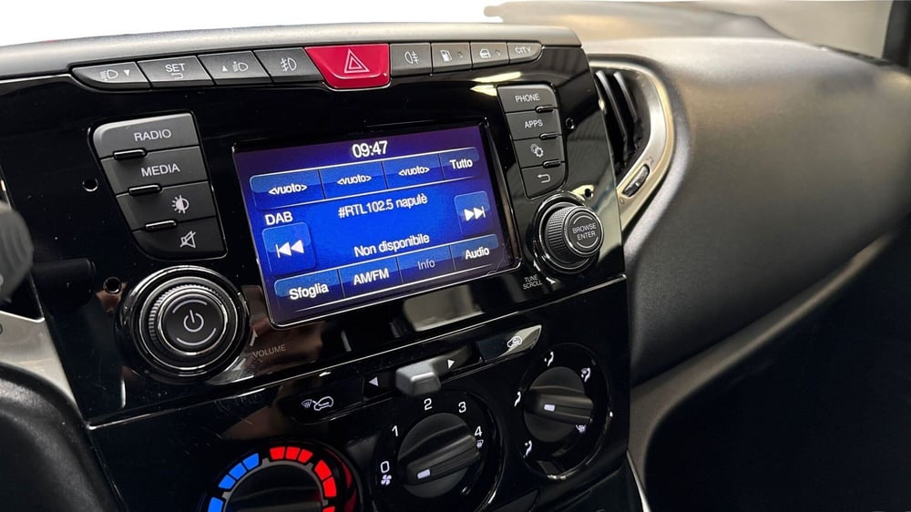 Lancia Ypsilon usata a Treviso (8)