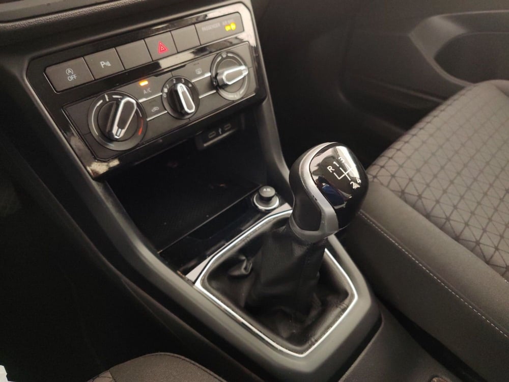 Volkswagen T-Cross usata a Massa-Carrara (11)
