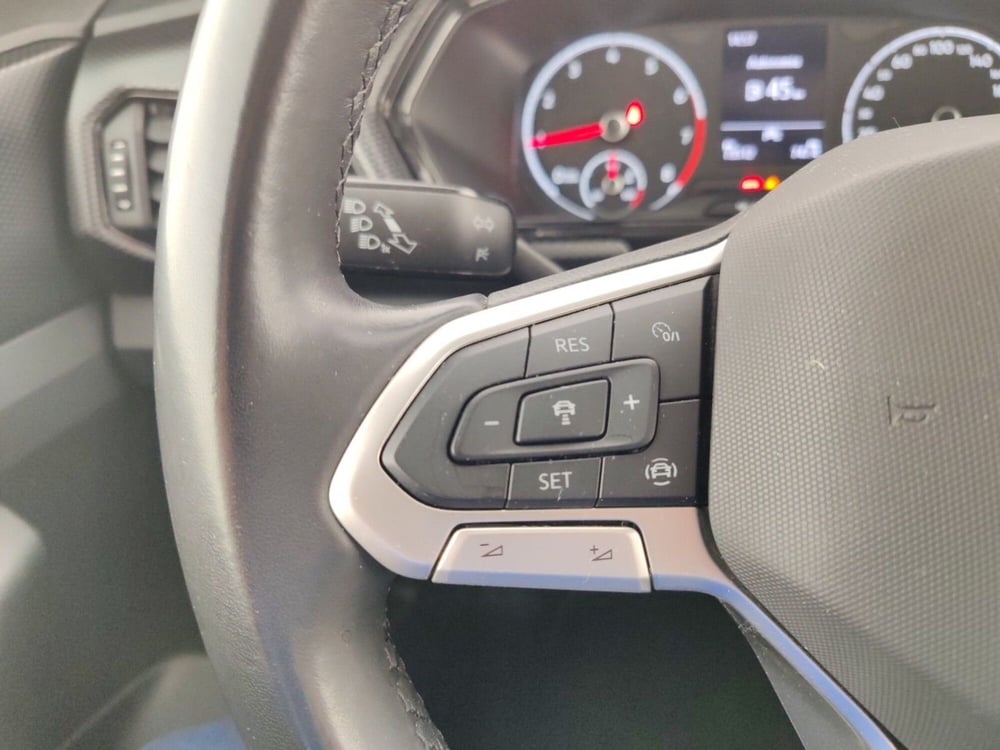 Volkswagen T-Cross usata a Massa-Carrara (14)