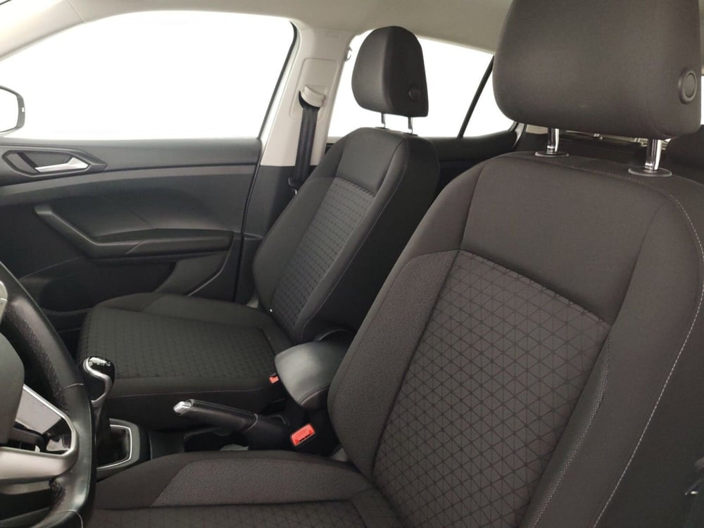 Volkswagen T-Cross usata a Massa-Carrara (9)